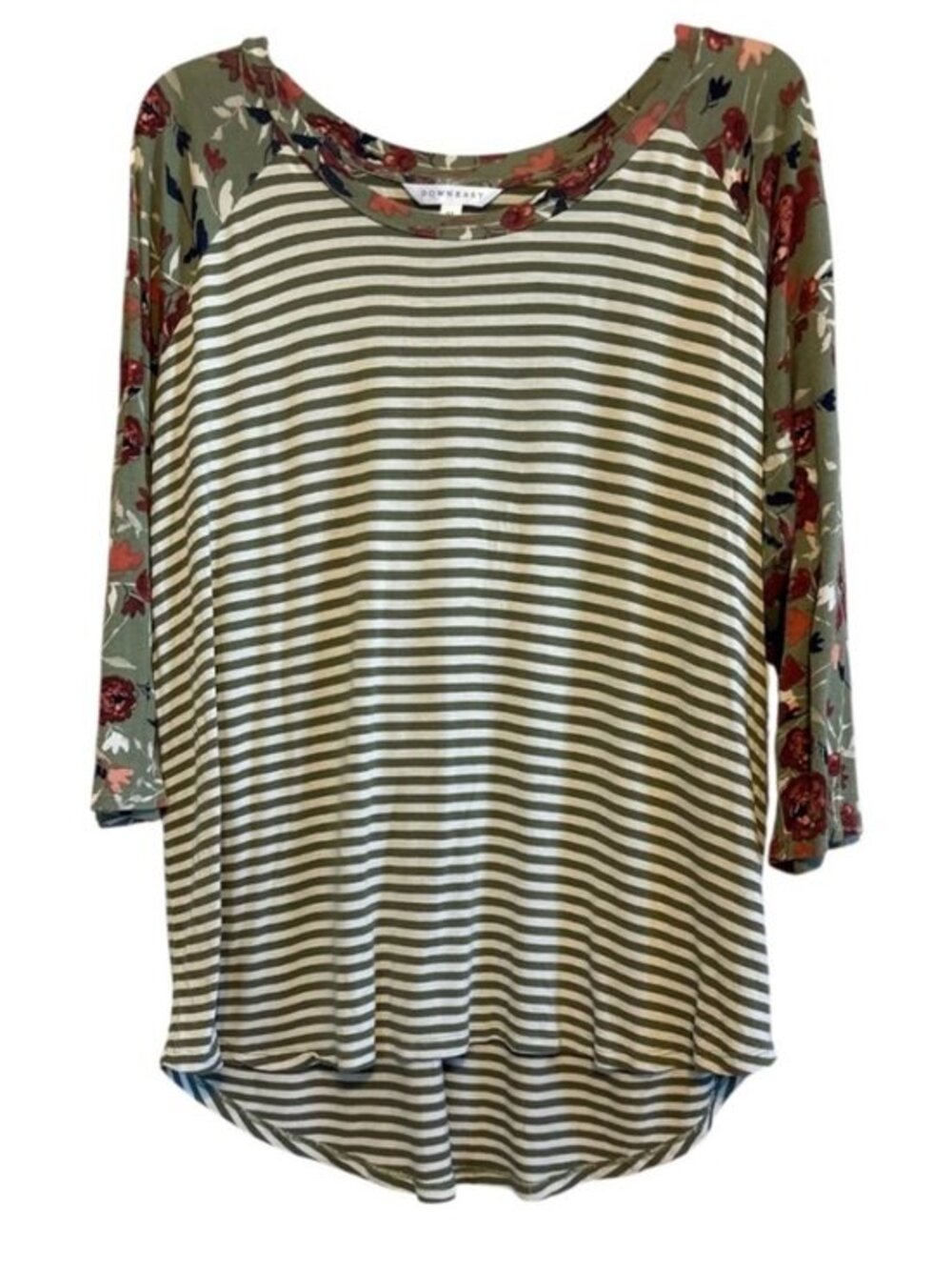 DownEast Casual 3/4 Sleeve Longer In Back Slimming Top Size XL
